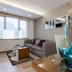 ** Apart Otel Aura Türkiye